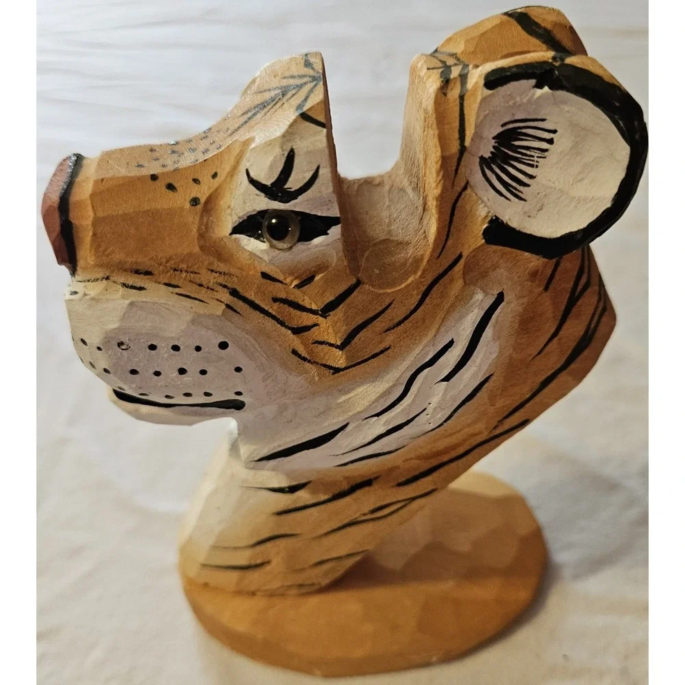 Peepers Hand Carved Wooden Tiger‎ Eyeglasses Holder Stand Folk Art Statue